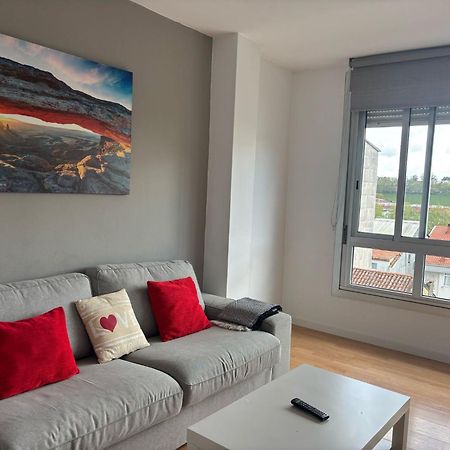 Apartamento Amplio piso con vistas en la entrada del camino C4 Santiago de Compostela Exterior foto